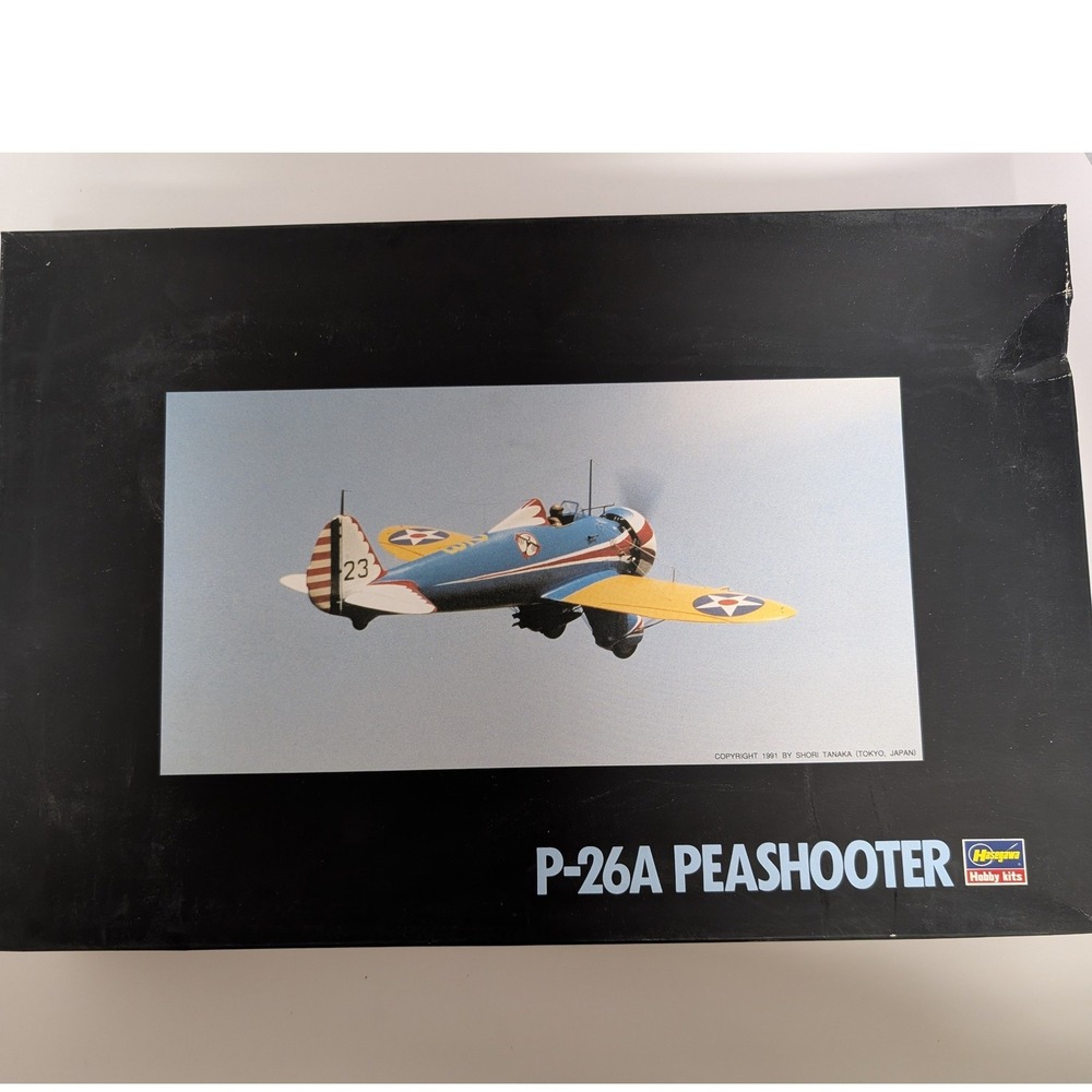 Hasegawa 1/32 P-26A Peashooter Boeing Pursuit Aircraft Model Kit QP13 1800 VTG